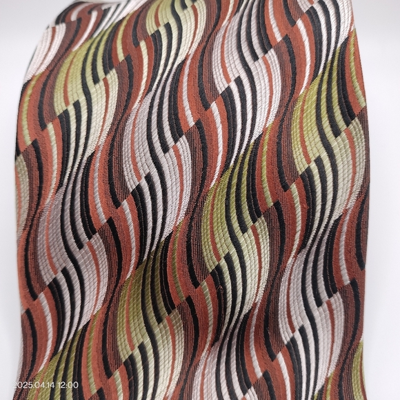 Dona/Dona Mens Silk Tie Necktie Hand Made Swirl Retro Hippie Neutral - Picture 8 of 9